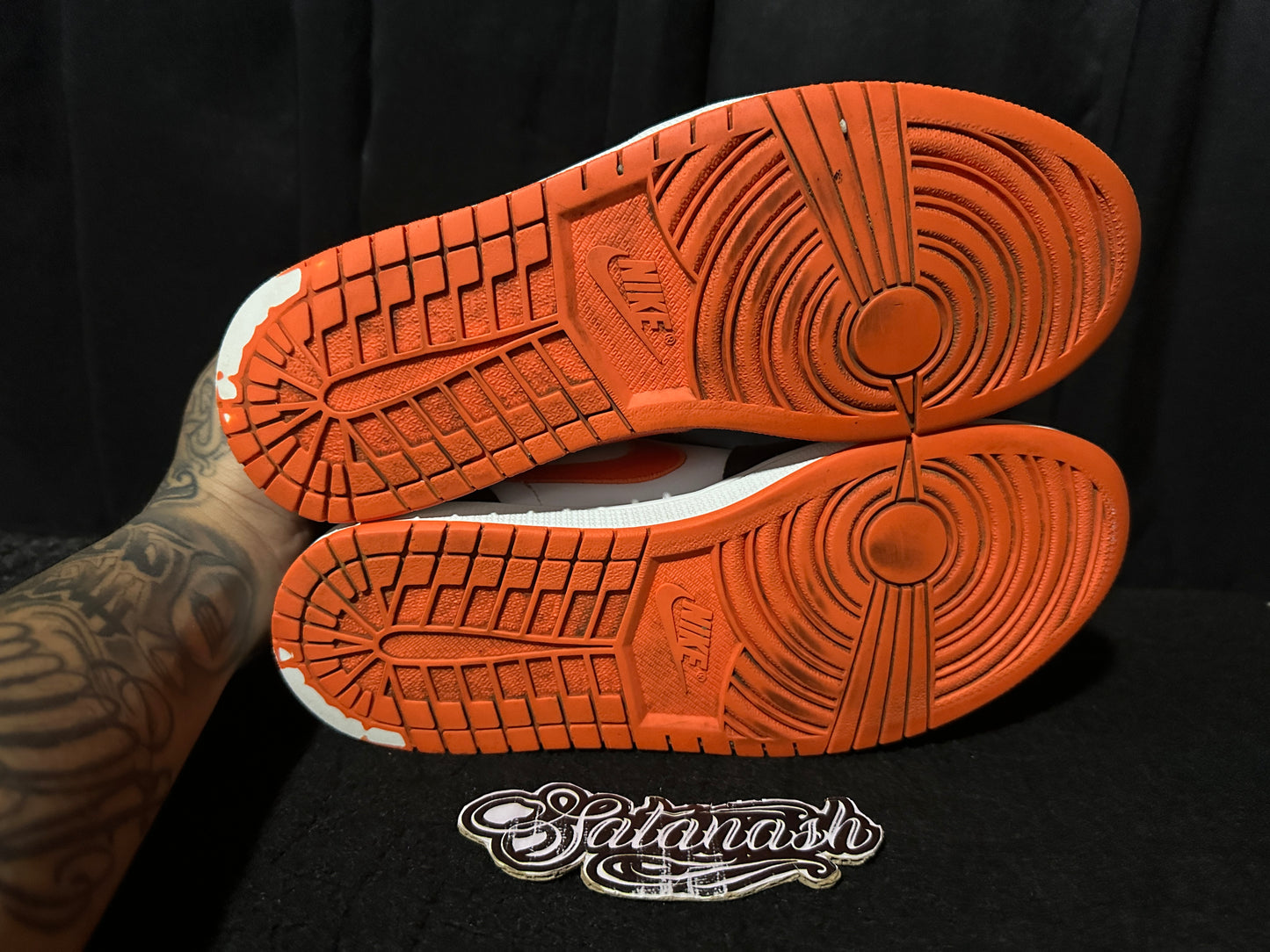 Nike Air "JORDAN 1" (FLYEASE) "TURF ORANGE BLACK WHITE" High Rare