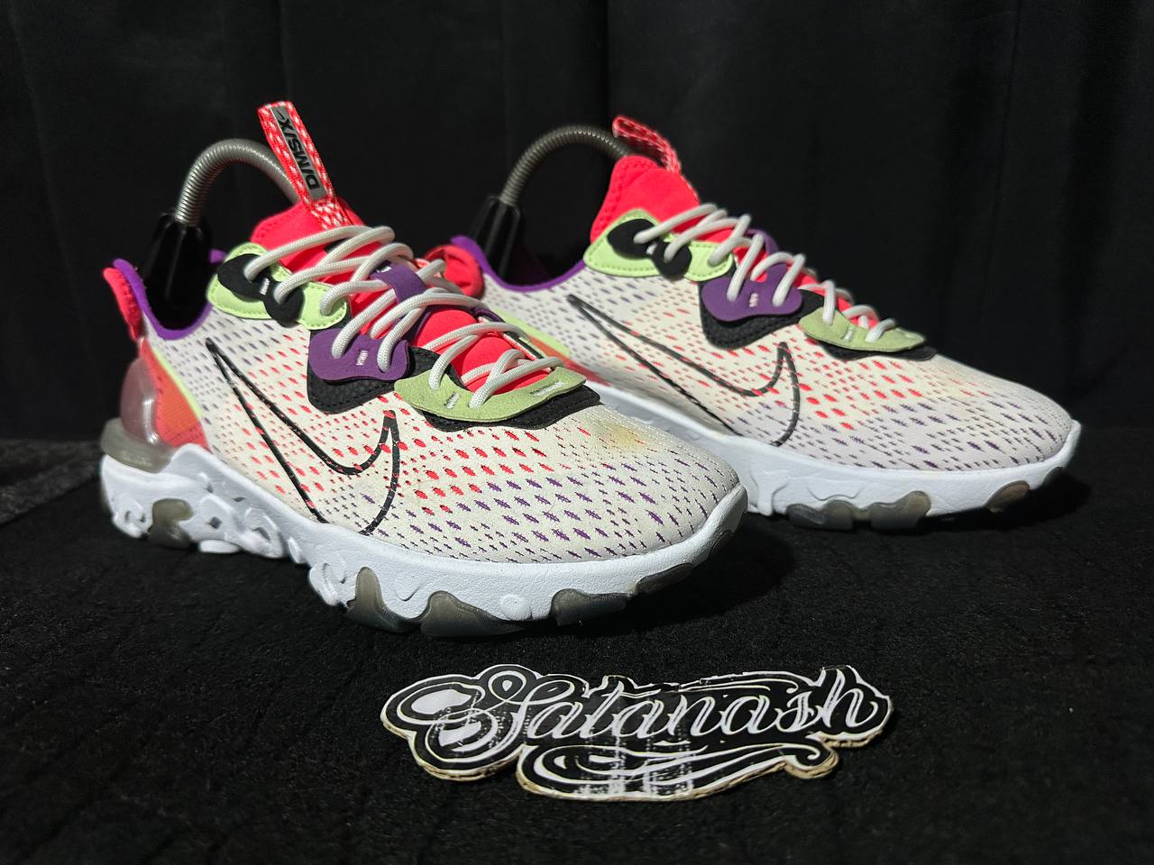 Nike Air "REACT VISION" (BARELY VOLT LASER CRIMSON) Low