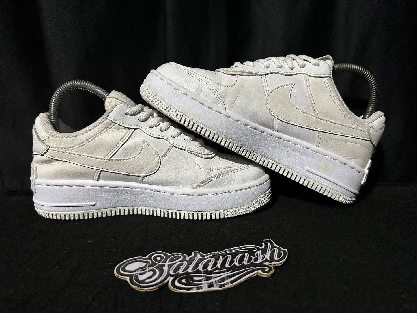 Nike Classic "AIR FORCE 1" (SHADOW) "TRUE WHITE" Low