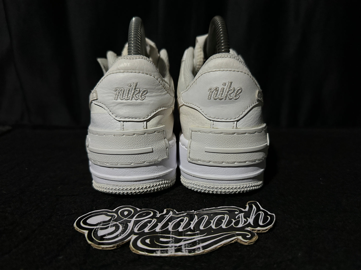 Nike Classic "AIR FORCE 1" (SHADOW) "TRUE WHITE" Low