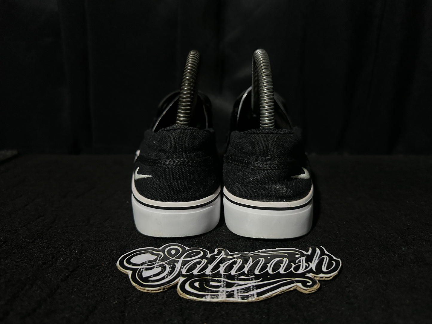 Nike Classic "TOKI" (SLIP ON) "BLACK WHITE" Low