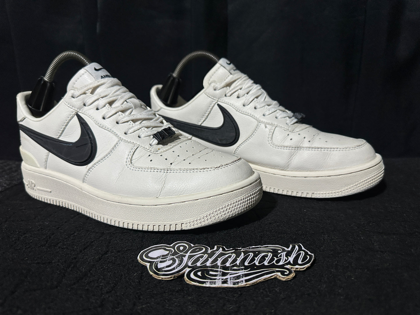 Nike Classic "AIR FORCE 1" X "AMBUSH" (PHANTOM BLACK WHITE) Low