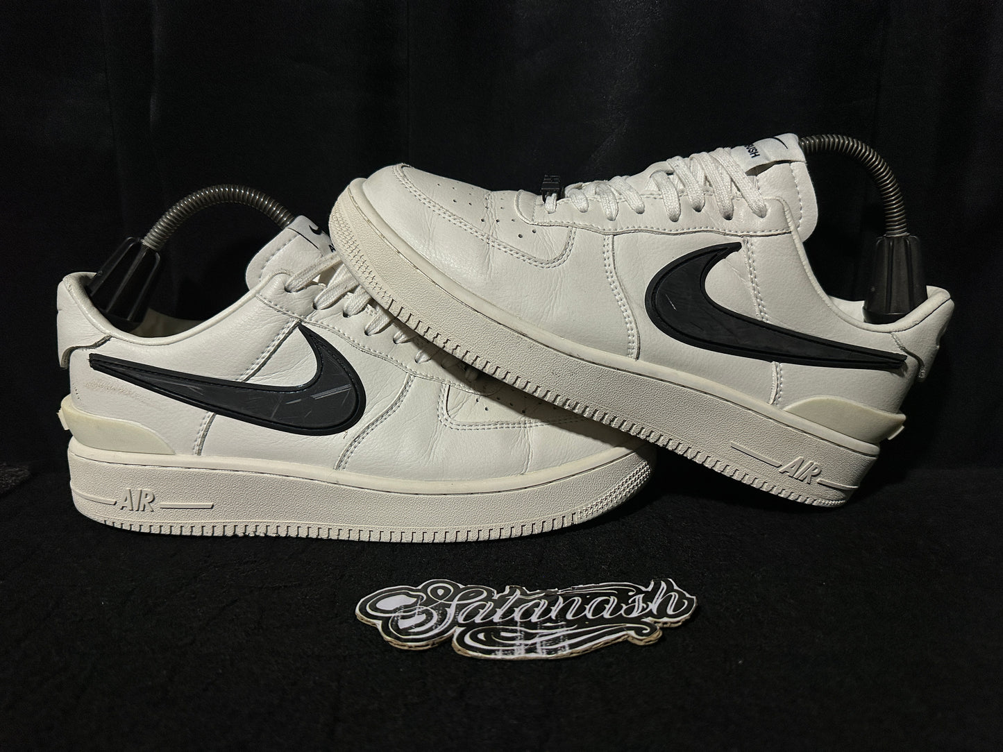 Nike Classic "AIR FORCE 1" X "AMBUSH" (PHANTOM BLACK WHITE) Low
