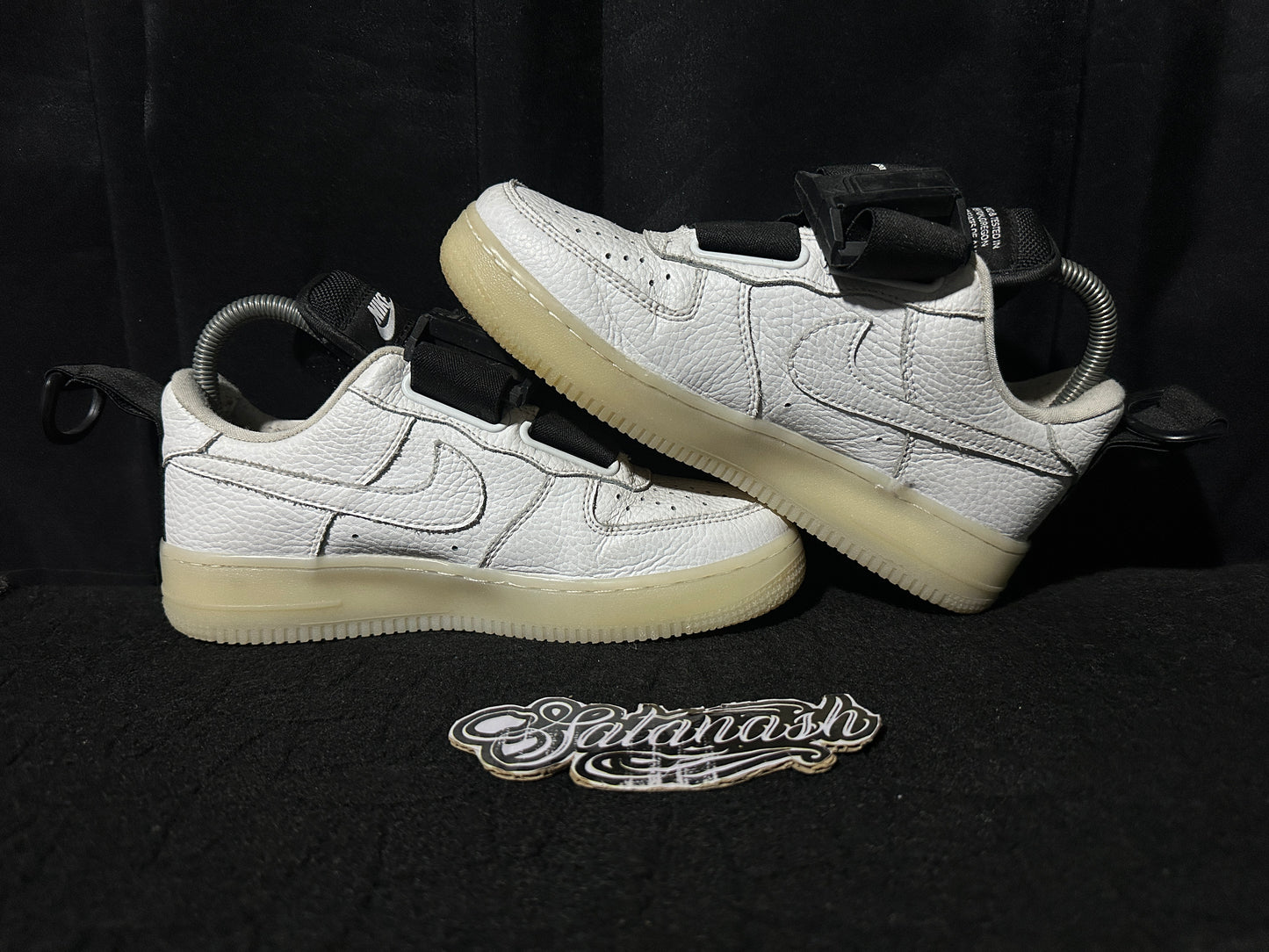 Nike Classic "AIR FORCE 1" (UTILITY) "WHITE BLACK ICEY" Low