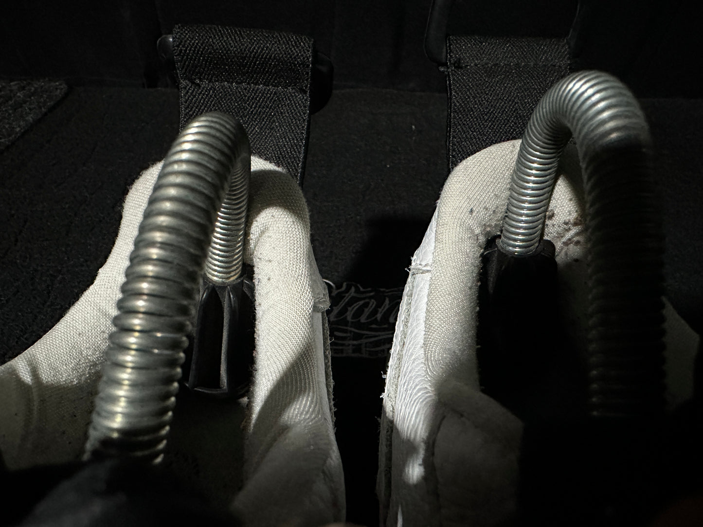 Nike Classic "AIR FORCE 1" (UTILITY) "WHITE BLACK ICEY" Low