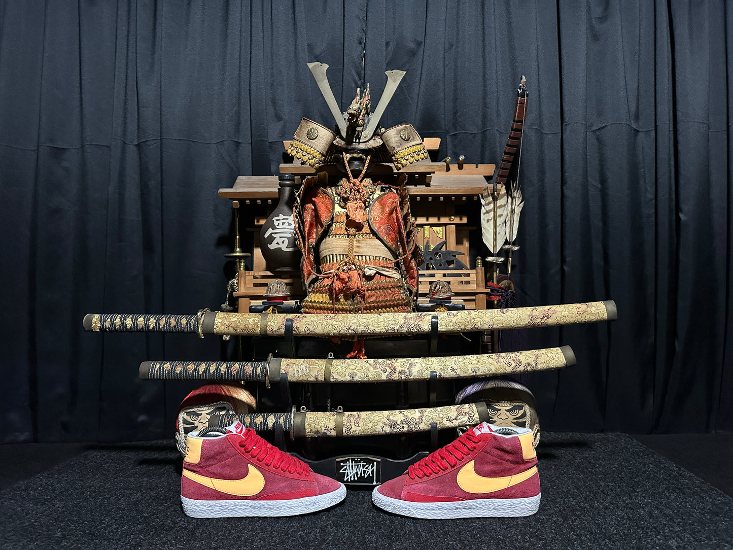 Nike Classic "BLAZER" (PRINT) "HYPER RED MELON WHITE" Mid
