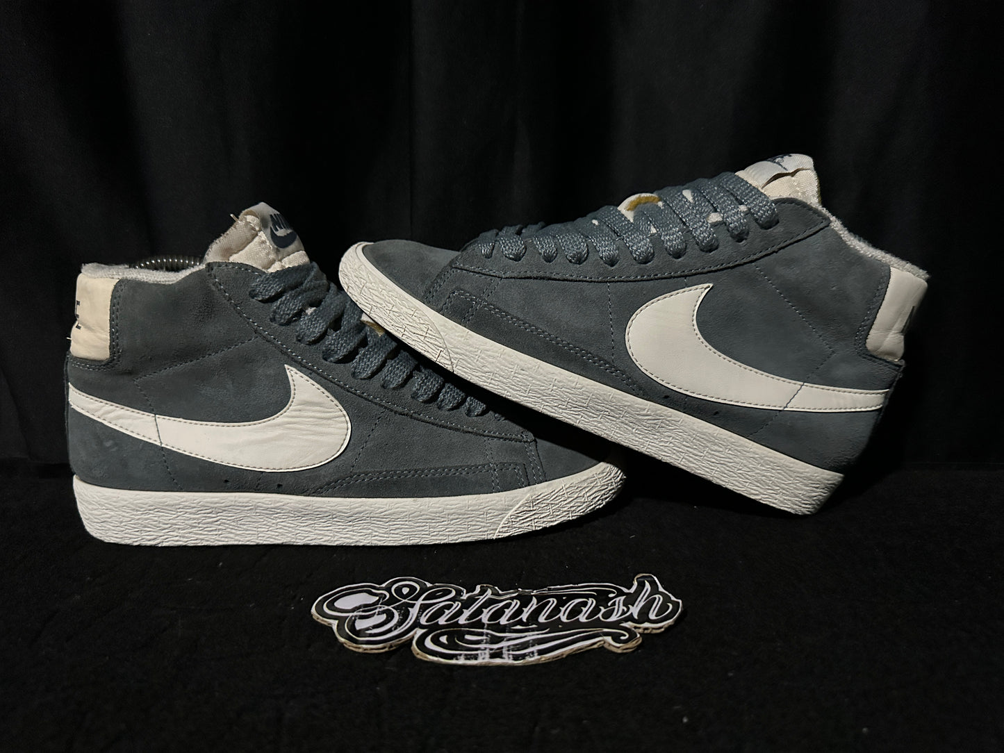 Nike Classic "BLAZER" (VNTG) "GRIS ANTHRACITE WHITE" High
