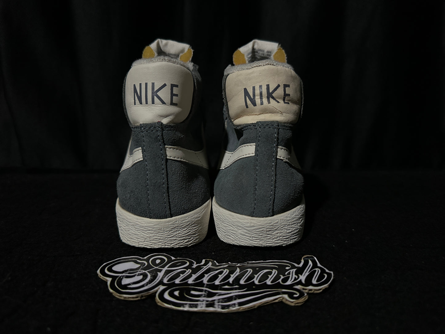 Nike Classic "BLAZER" (VNTG) "GRIS ANTHRACITE WHITE" High