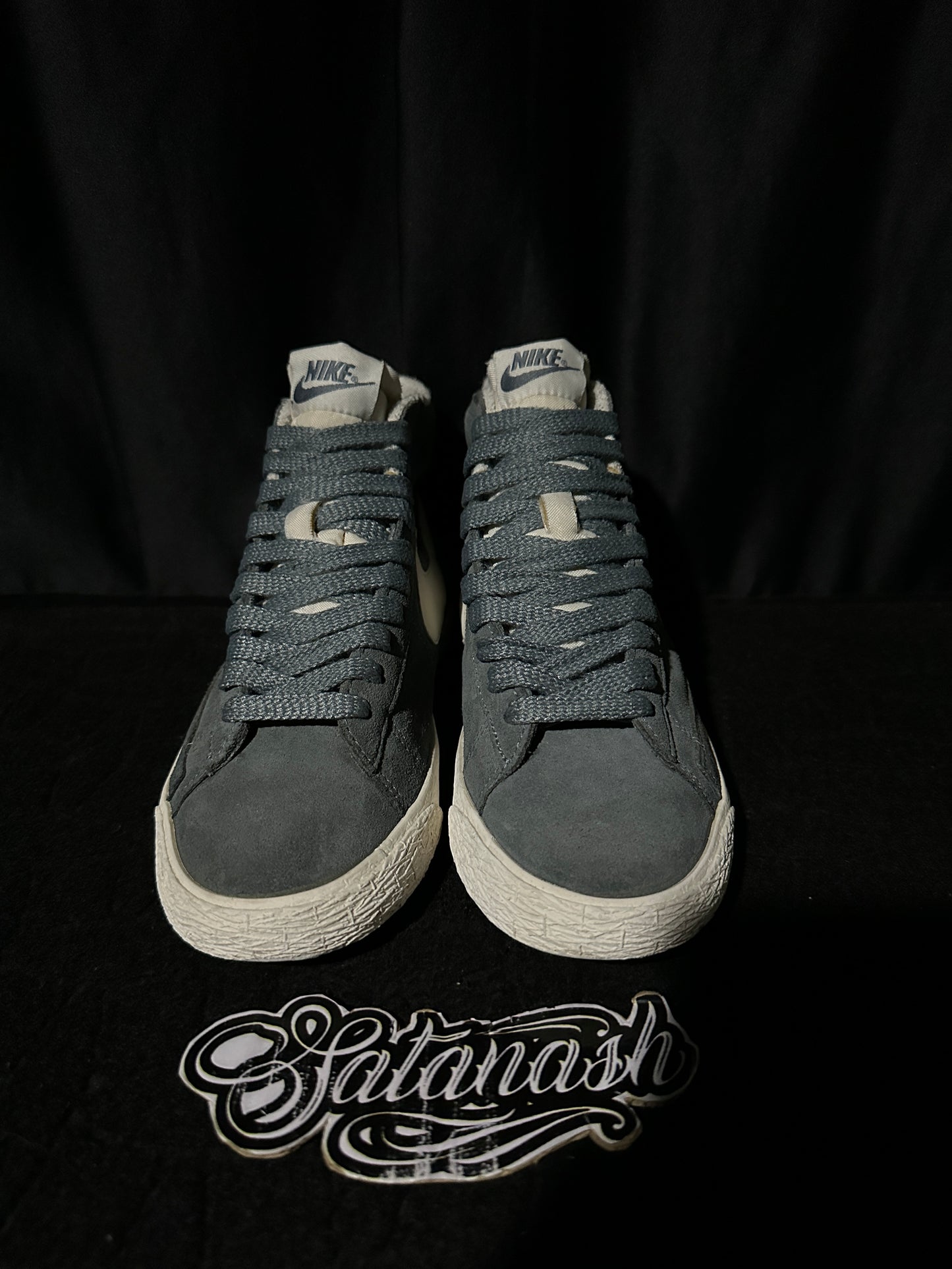 Nike Classic "BLAZER" (VNTG) "GRIS ANTHRACITE WHITE" High
