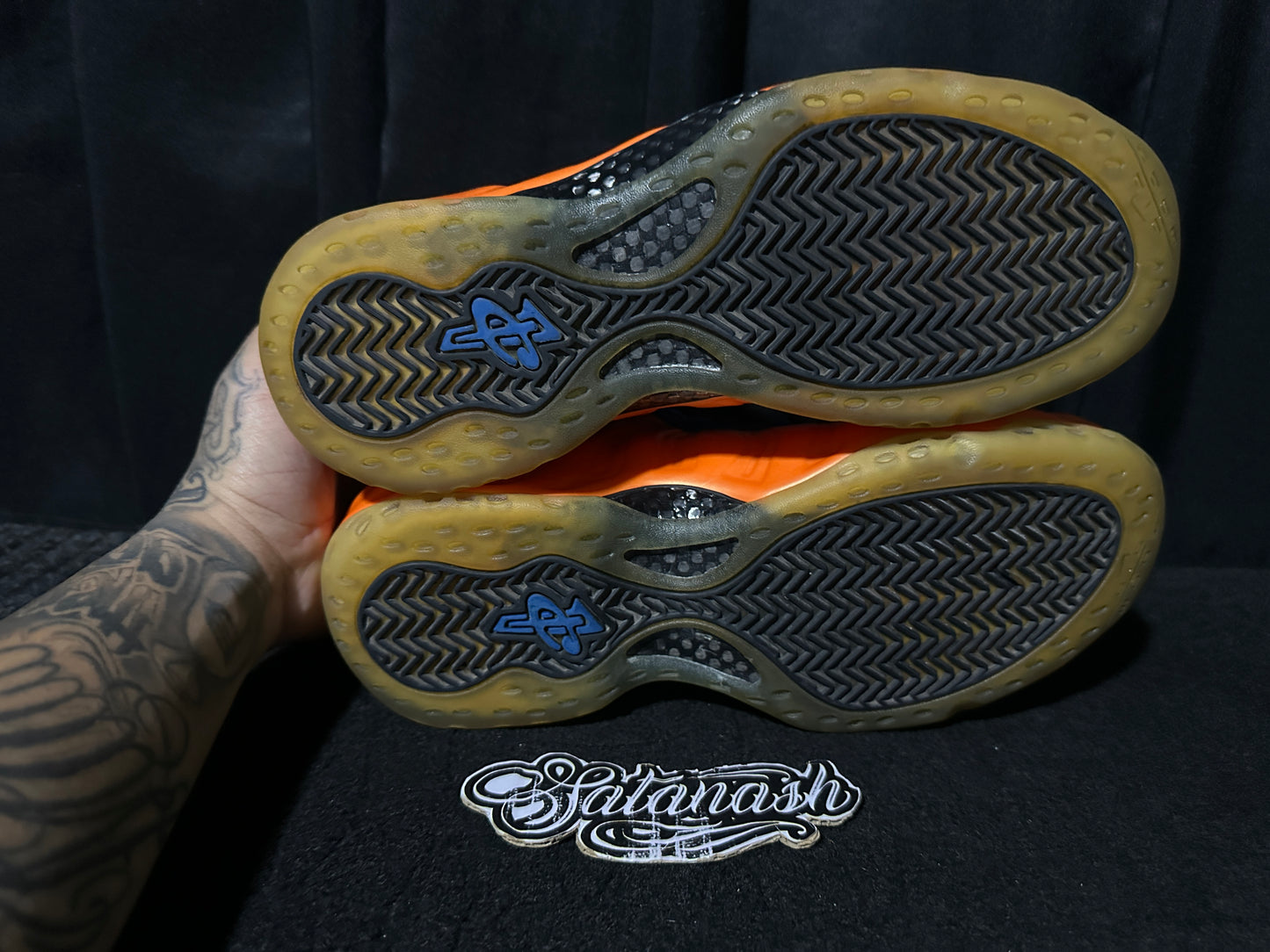 Nike Air "FOAMPOSITE 1" (KNICKS) "BLACK TOTAL CRIMSON GAME ROYAL" Low Rare