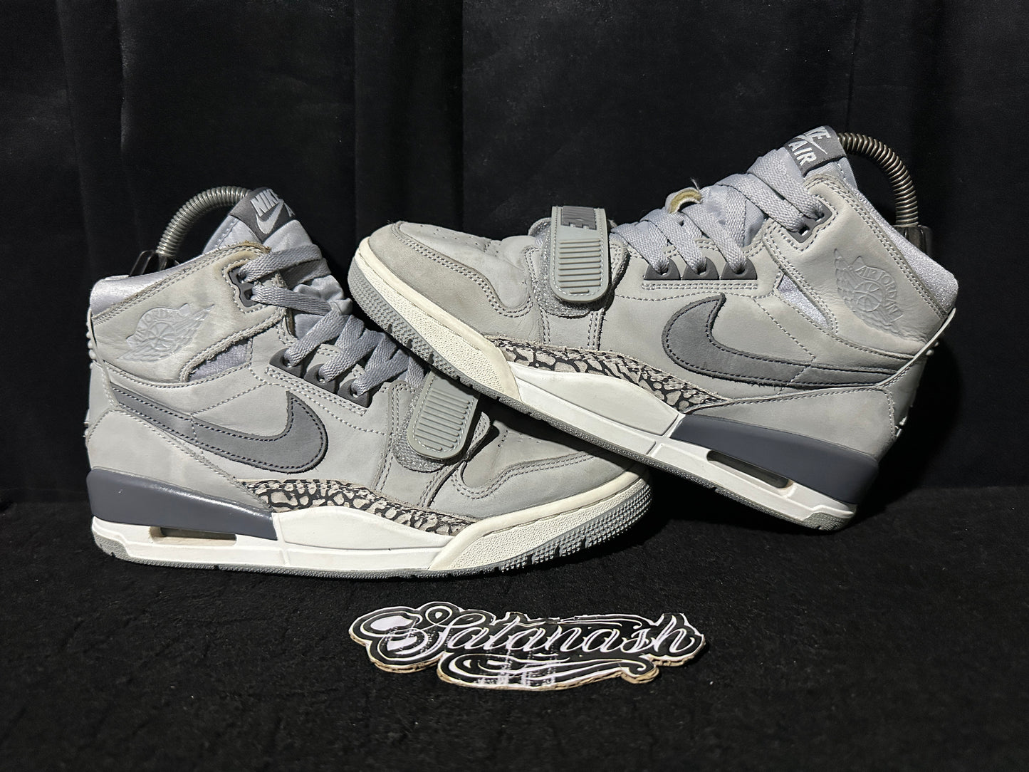 Nike Air "JORDAN" (LEGACY 312) "WOLF GREY LIGHT GRAPHITE SAIL" High