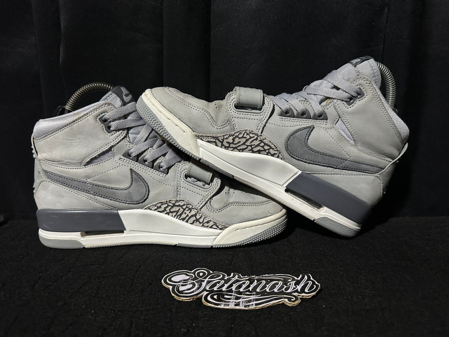 Nike Air "JORDAN" (LEGACY 312) "WOLF GREY LIGHT GRAPHITE SAIL" High