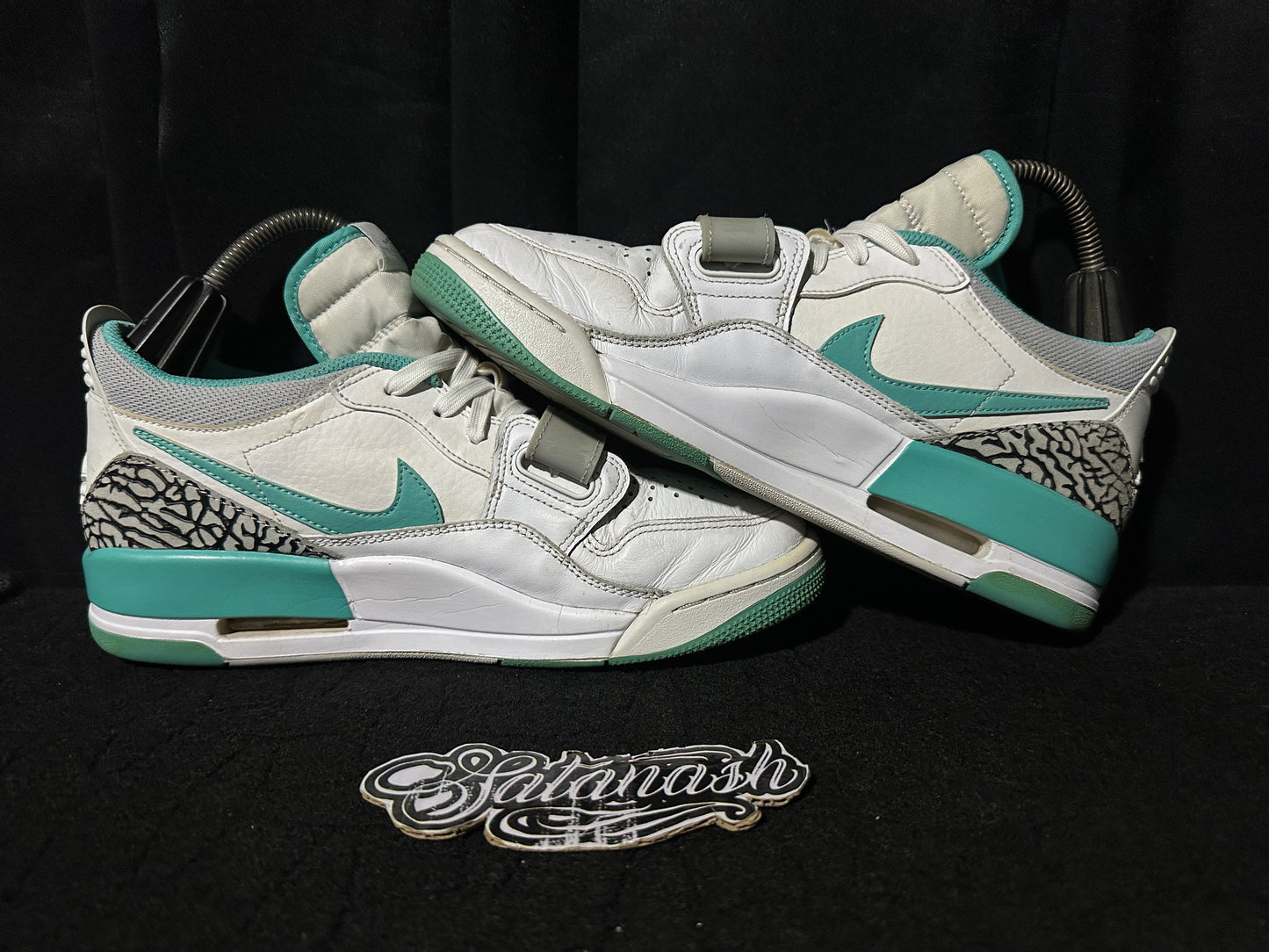Nike Air "JORDAN" (LEGACY 312) "WHITE TURQUOIS CEMENT GREY" Low