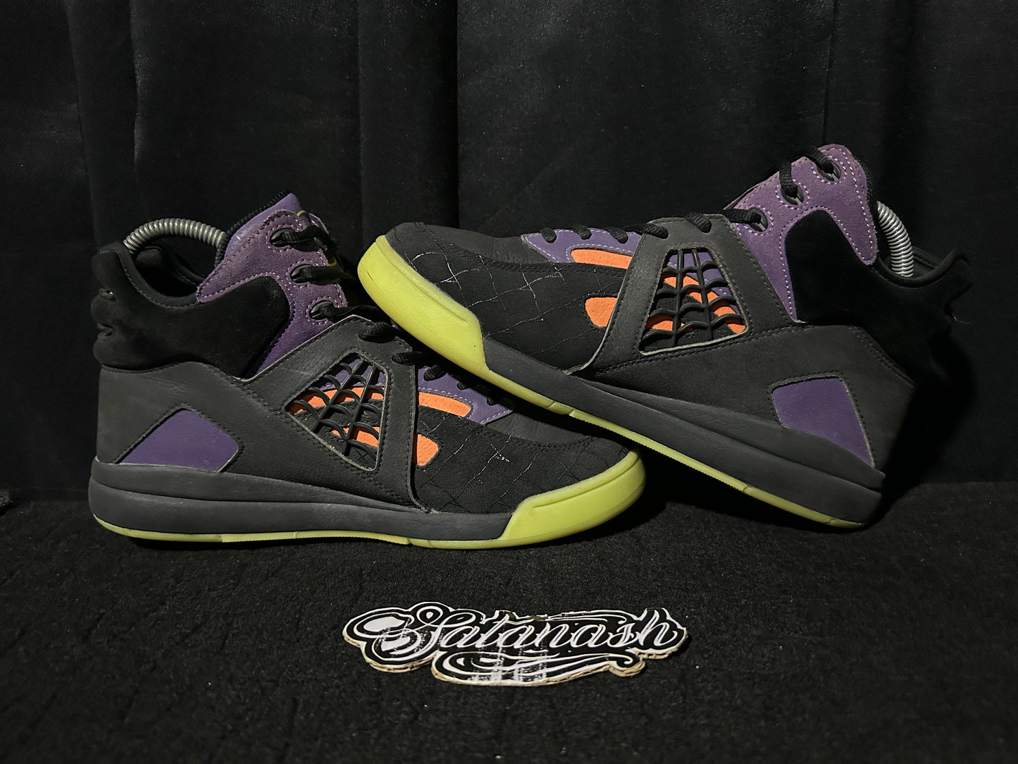 Fila "THE CAGE" X "THE NIGHTMARE BEFORE XMAS" (BLACK VOLT PURPLE ORANGE) Mid Rare
