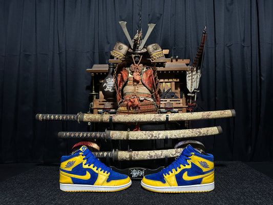 Nike Air "JORDAN 1" (RETRO) "LANEY" (VARSITY MAIZE GAME ROYAL WHITE) High