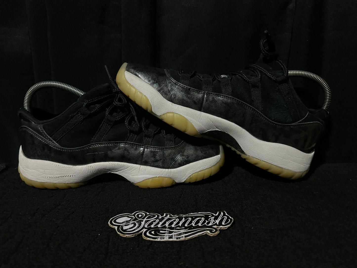 Nike Air "JORDAN 11" (RETRO) "BARONS" (BLACK METALLIC SILVER WHITE) Low