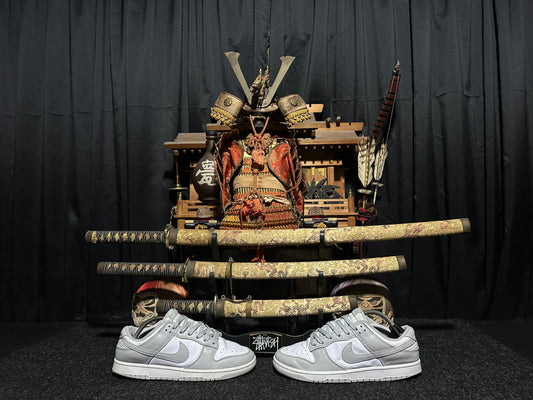 Nike Classic "DUNK" (PHOTON DUST WHITE) Low