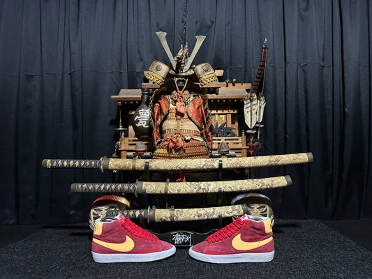 Nike Classic "BLAZER" (PRINT) "HYPER RED MELON WHITE" Mid
