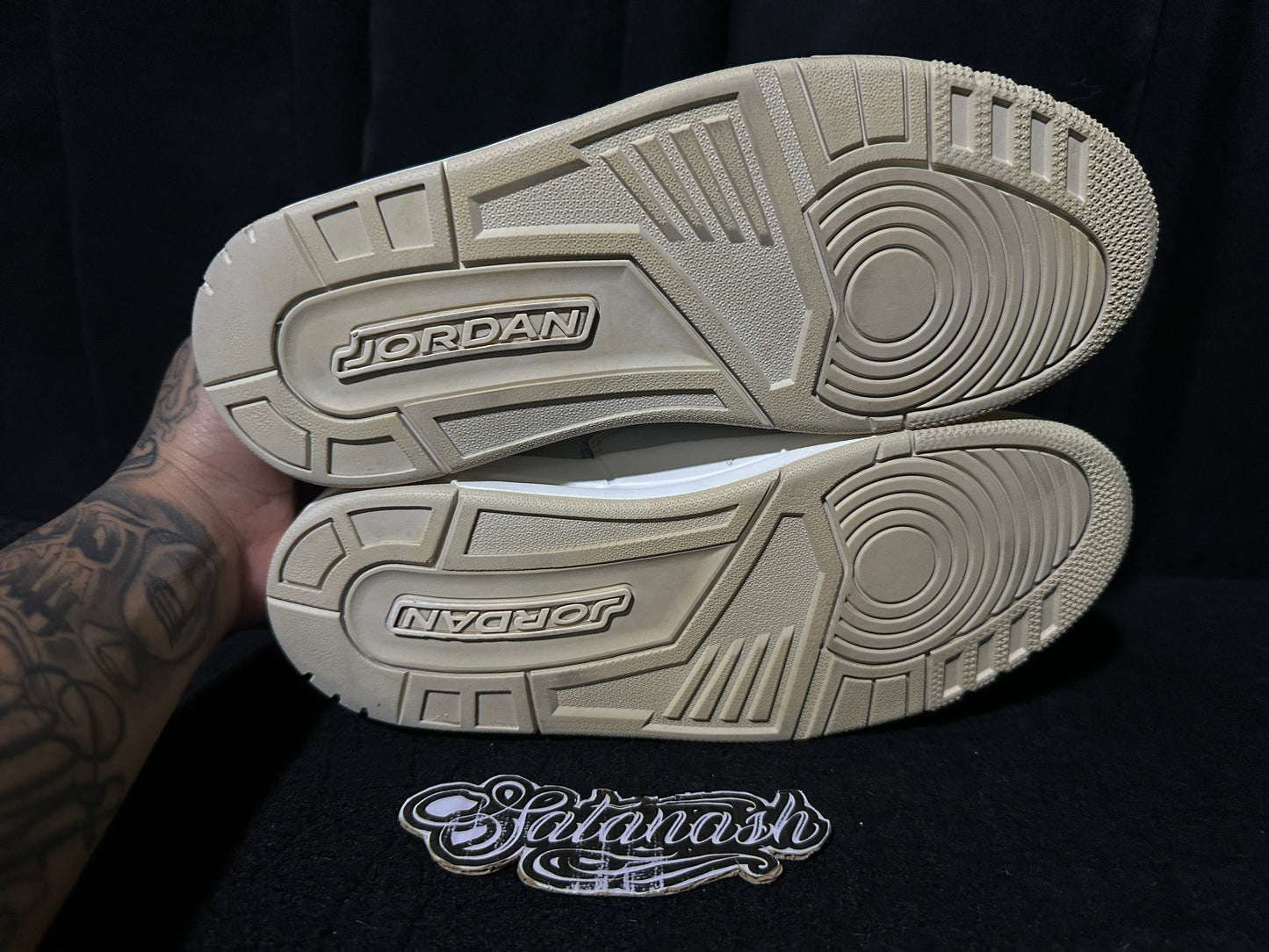 Nike Classic "COURTSIDE 23" (COOL GREY FOG METALLIC SILVER WHITE) Low