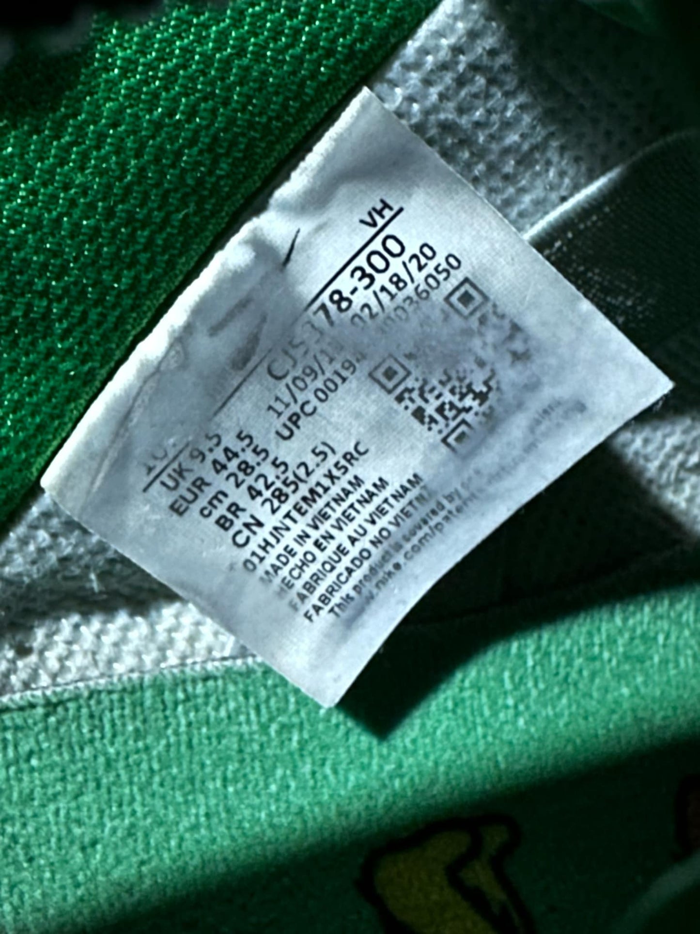 Nike Classic "DUNK" (GREATFUL DEAD) "BEARS" (GREEN SPARK SOAR) SkateBoarding Low