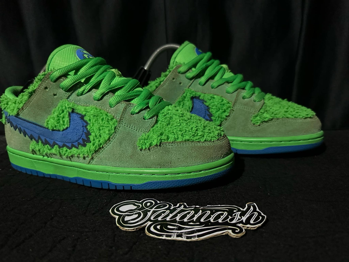 Nike Classic "DUNK" (GREATFUL DEAD) "BEARS" (GREEN SPARK SOAR) SkateBoarding Low